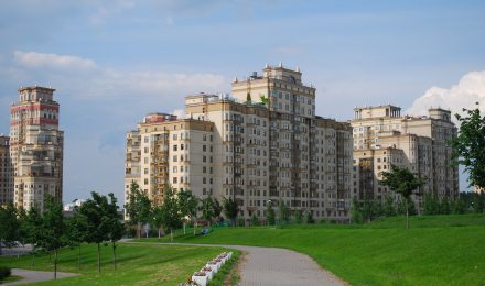 Жилой комплекс Шуваловский - самый популярный комплекс на западе Москвы!